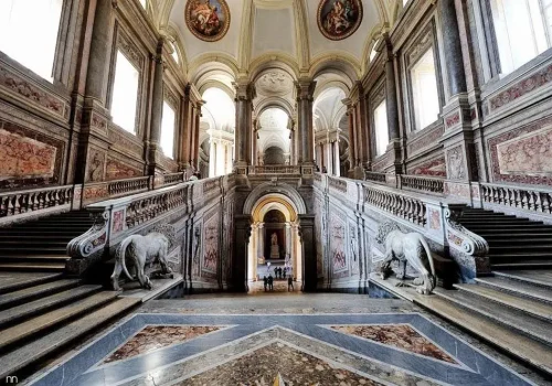 Reggia-di-Caserta-600x399 copia